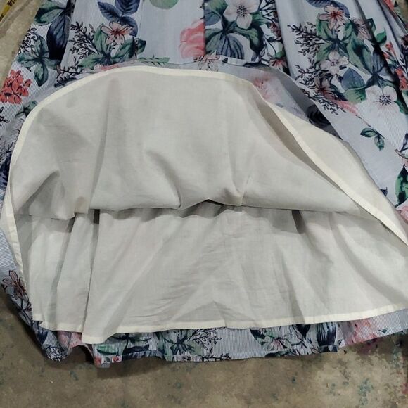 Ivanka Trump Floral Wrap Dress Size 6 - Picture 11 of 14